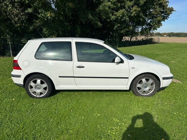Volkswagen Golf 1.6 74KW 1999 Wit, Auto's, 1049 kg, 4 cilinders, 100 pk, Handgeschakeld