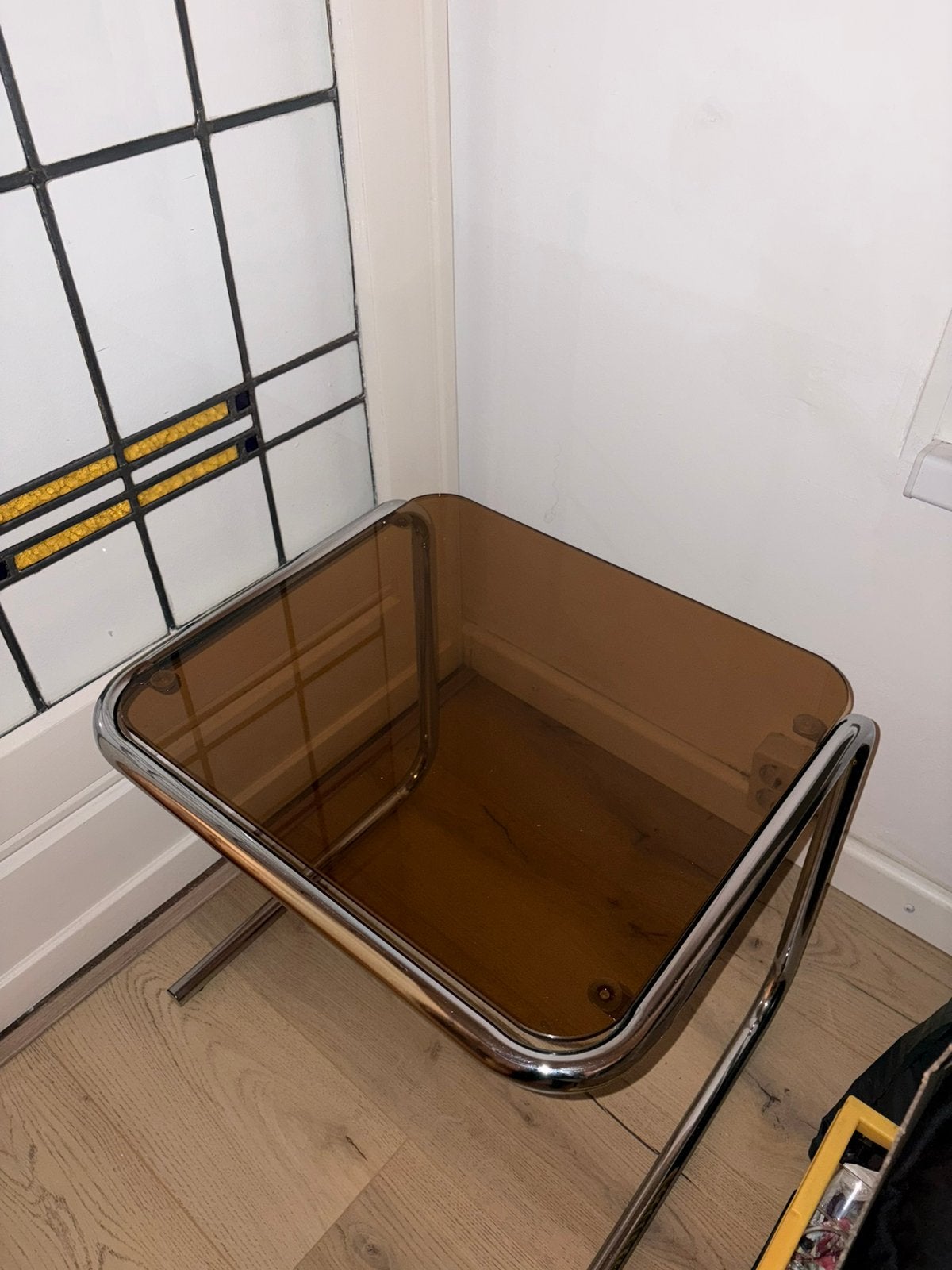 Bijzettafel retro bruin rookglas 52x44x50, 45 tot 60 cm, Minder dan 55 cm, Gebruikt, Vierkant