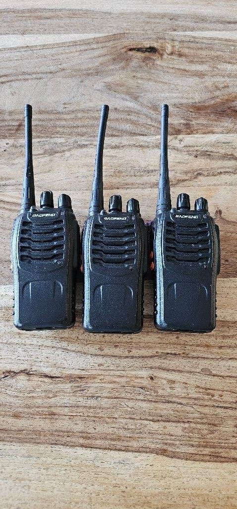 Set van 3 Baofeng Bf888s, Ophalen of Verzenden, Zo goed als nieuw, Portofoon of Walkie-talkie, Met broekklem