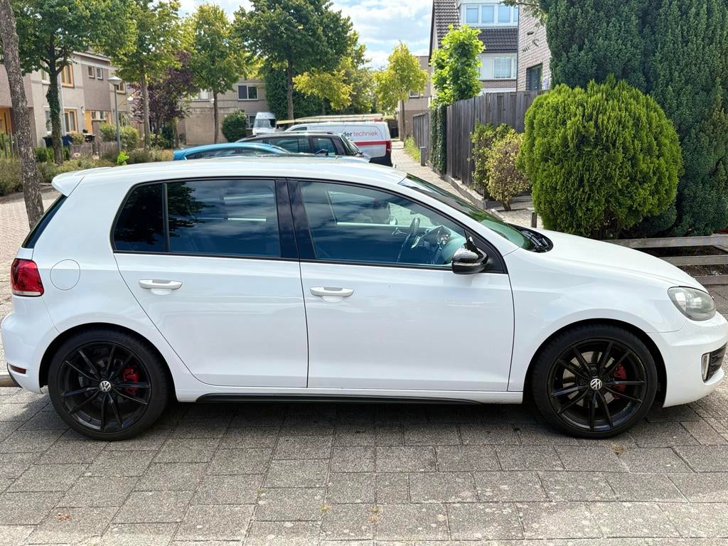 Volkswagen Golf 2.0 GTI 155KW 2011 Wit, Auto's, Voorwielaandrijving, 4 cilinders, 1984 cc, Wit