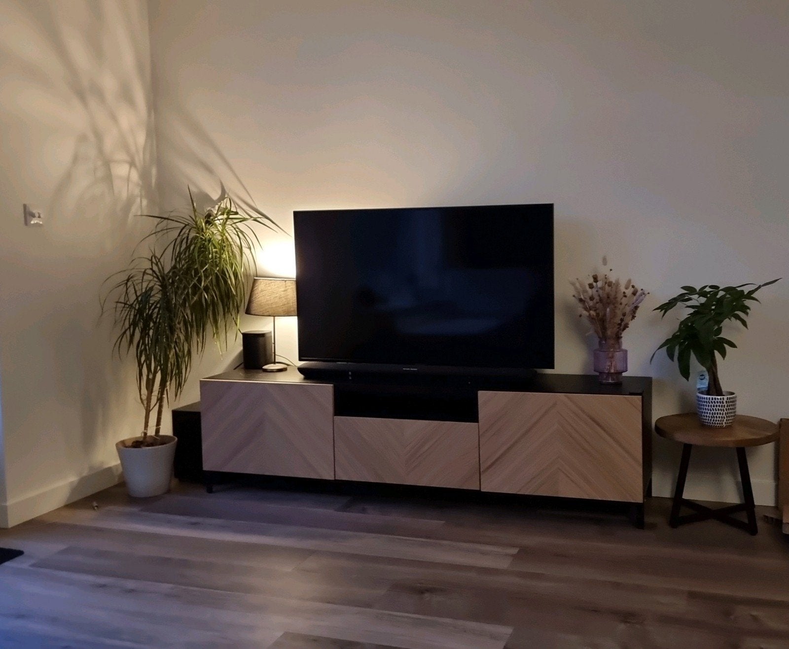 IKEA BESTÅ TV-meubel met HEDEVKEN deuren, Ophalen, Gebruikt, 150 tot 200 cm, Minder dan 100 cm