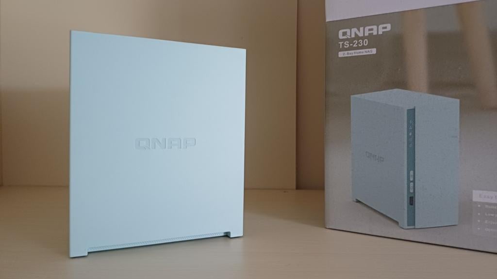 QNAP TS-230, Ophalen of Verzenden, Zo goed als nieuw, Desktop, USB