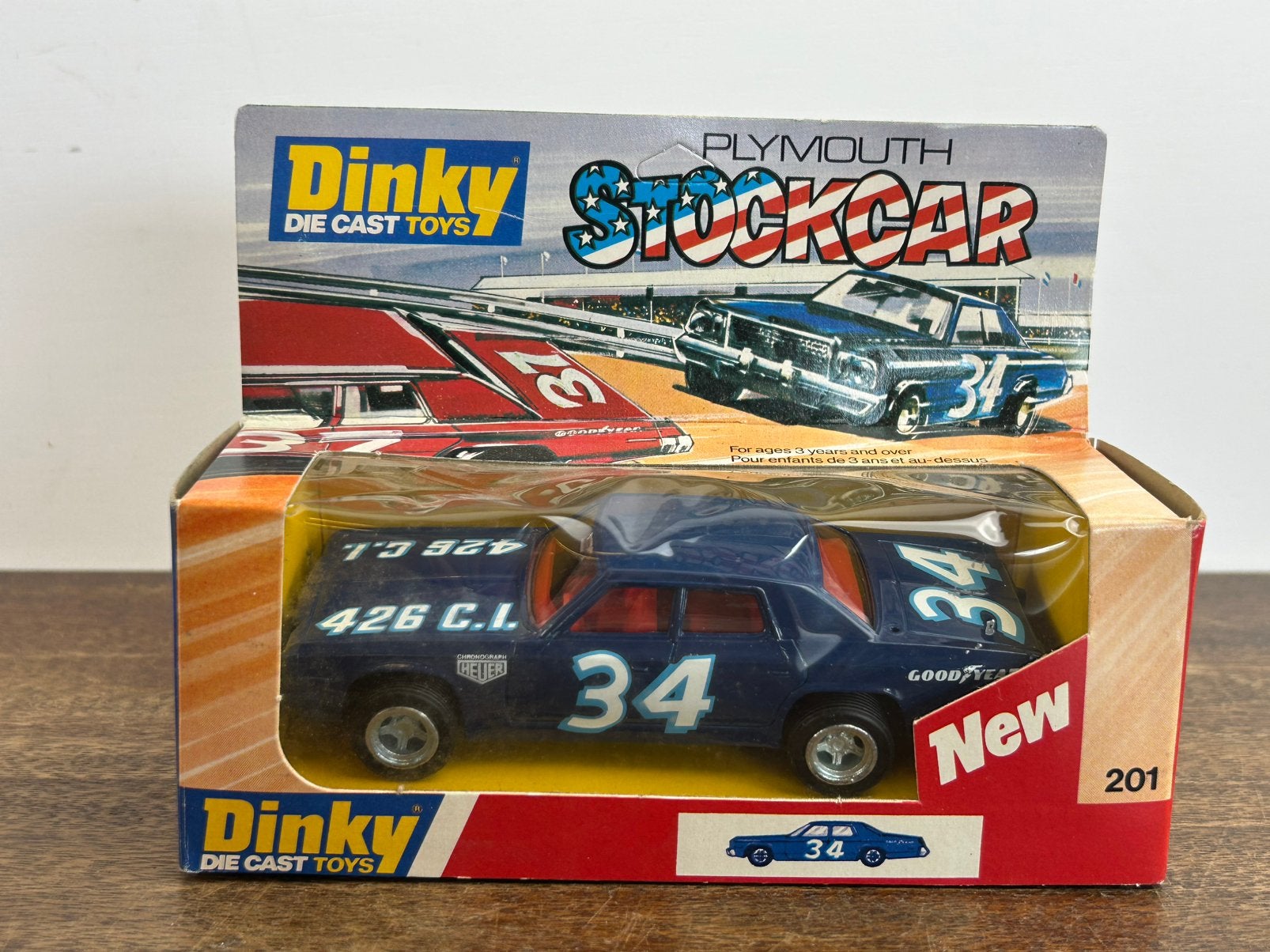 Dinky Toys 201 Plymouth Stockcar, Ophalen of Verzenden, Zo goed als nieuw, Auto, Dinky Toys
