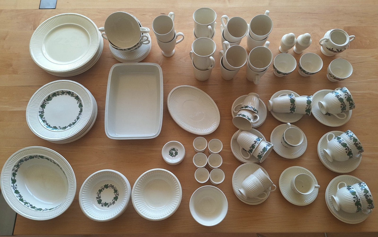 Uitgebreid servies van Wedgwood, Edme en Stratford, Ophalen, Vintage, Schaal of Schalen, Zo goed als nieuw