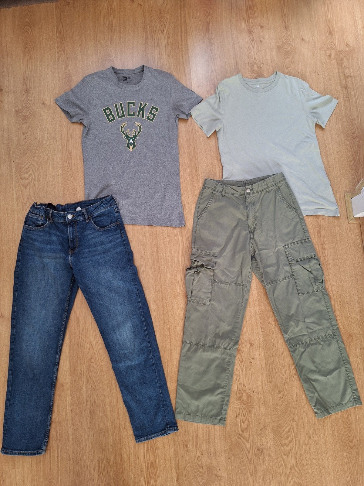 4 stuks kleding, Ophalen