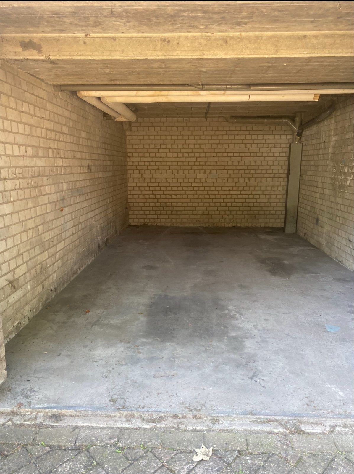 Garagebox per direct beschikbaar. €220,- p/m in Dordrecht, Zuid-Holland
