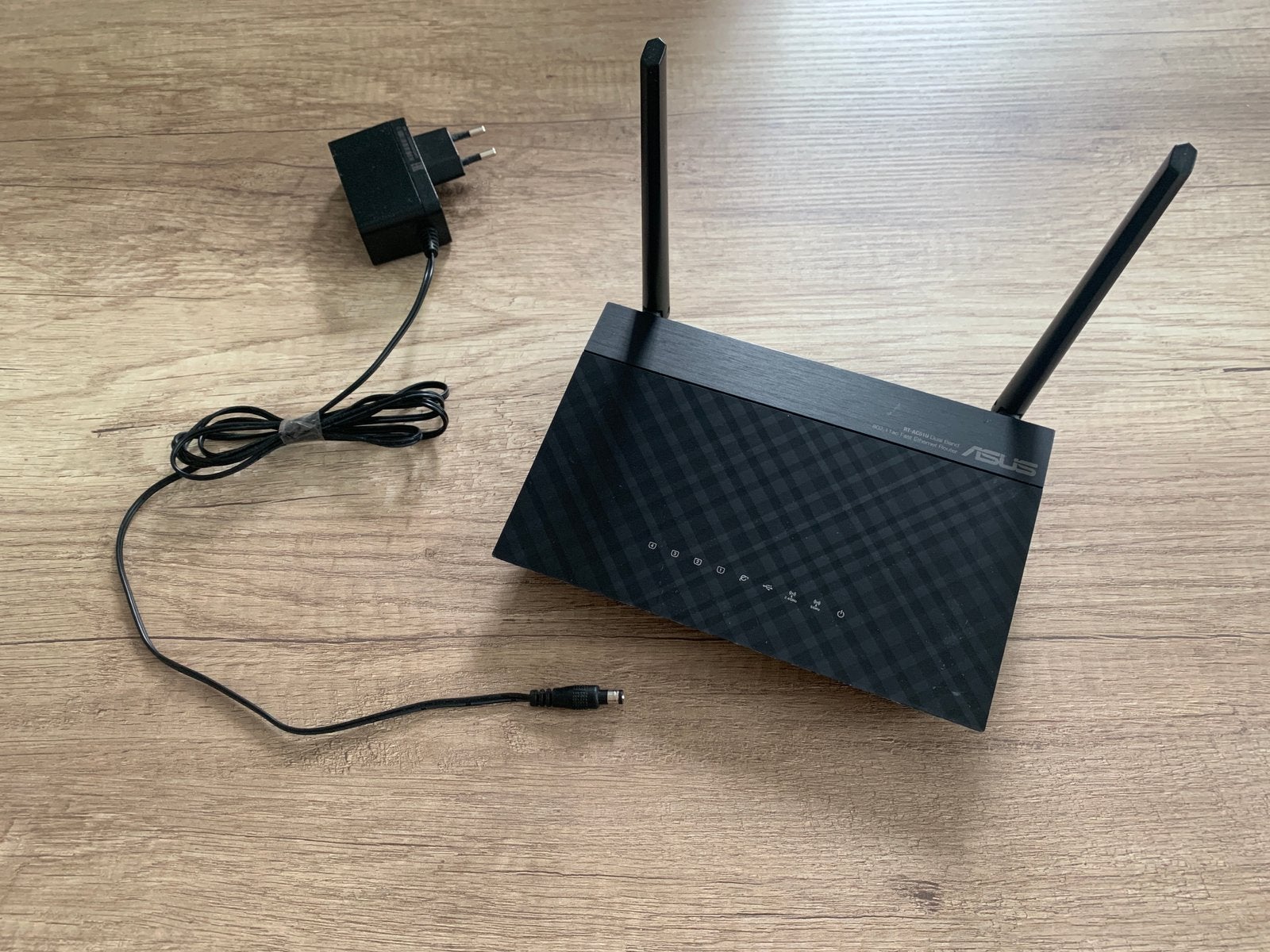 Router Asus RT-AC51U Dual Band, Ophalen of Verzenden, Zo goed als nieuw, Router