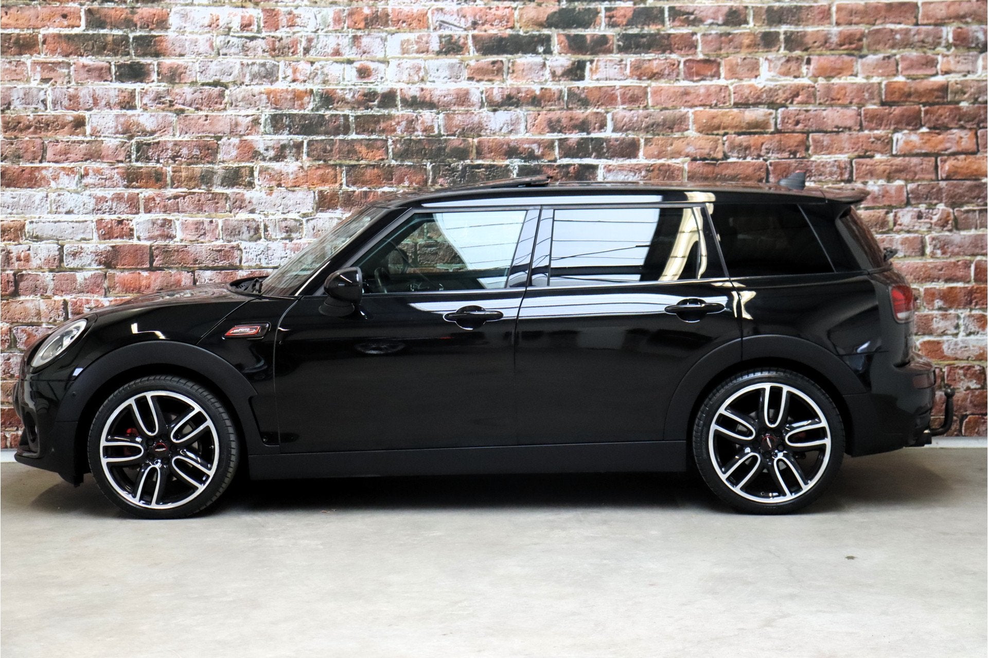 MINI Clubman Cooper S Chili Serious Business Automaat / Navi, Gebruikt, Zwart, Geïmporteerd, Automatische klimaatregeling