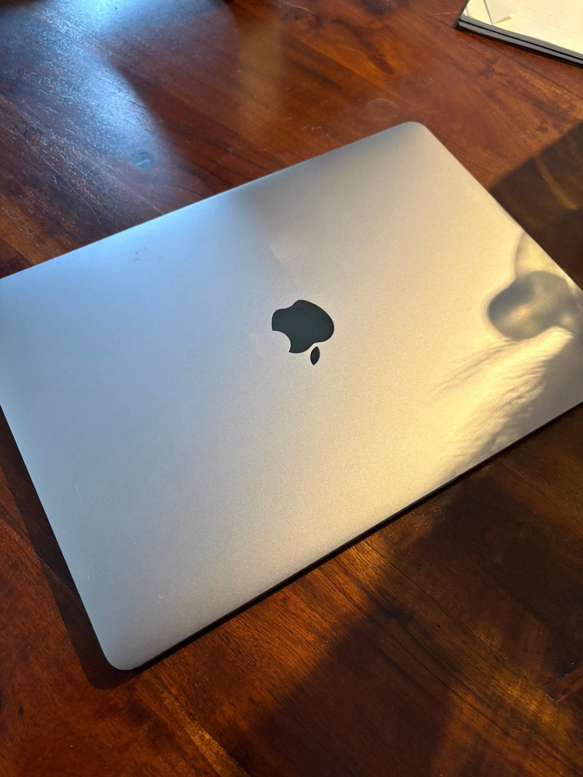 Apple Macbookpro 2019 13”, 256 GB, Qwerty, 13 inch, Zo goed als nieuw
