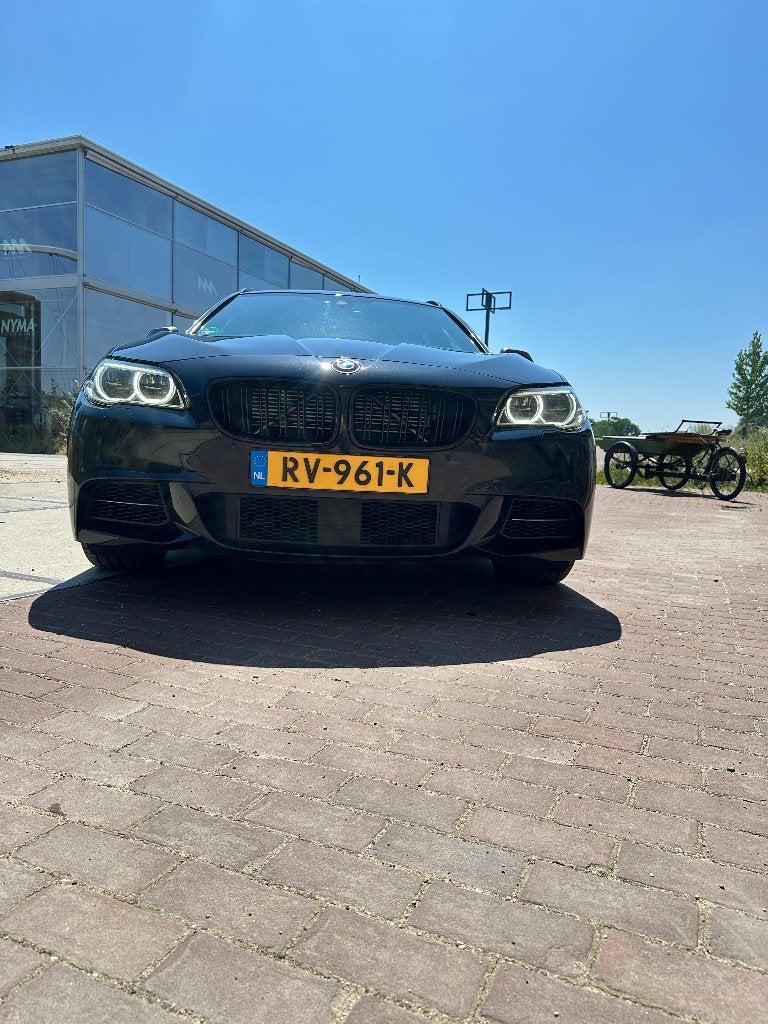 M550xd Touring Facelift | Vol | APK '27 | Trekhaak | Head-Up, Auto's, Automaat, Euro 5, Beige, 2993 cc