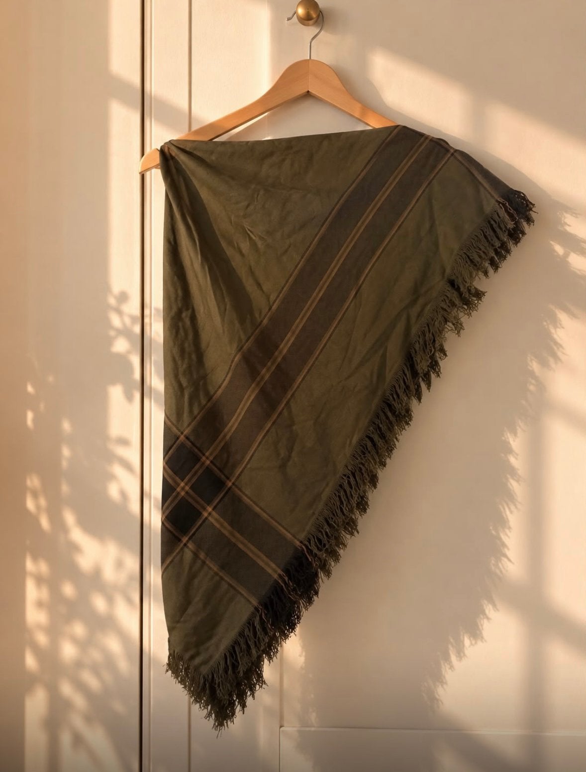 Sjaal, Kleding | Dames, Ophalen of Verzenden, Zo goed als nieuw, Maat 46/48 (XL) of groter, Sjaal