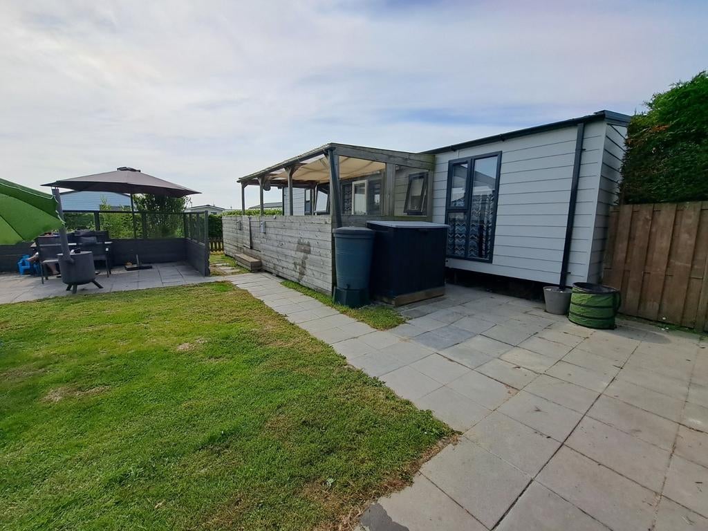 IN PRIJS GEDAALD: Luxe stacaravan met ruime veranda, Caravans en Kamperen, Tot en met 4