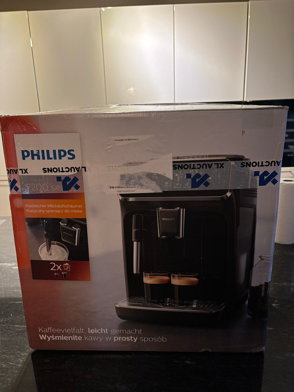 Philips 2200 Series Volautomatische Espressomachine nieuw!, Stoompijpje, Espresso apparaat, Nieuw, 2 tot 4 kopjes
