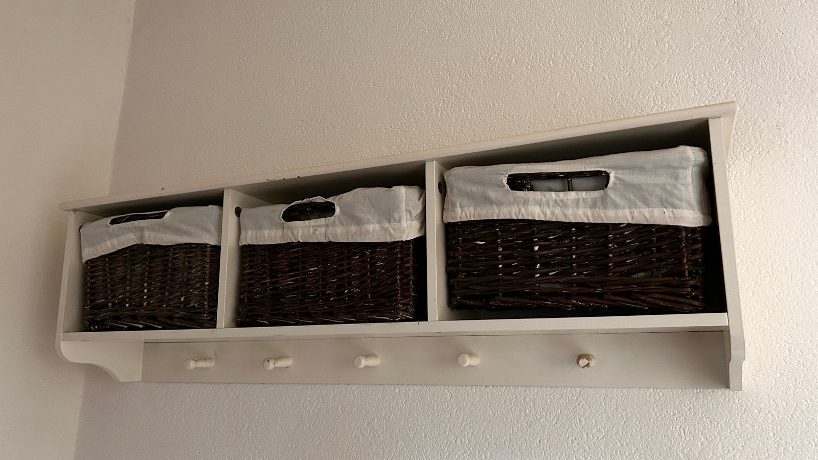 Gratis kapstok met mandjes en haakjes, Gebruikt, Minder dan 100 cm, Hout, Ophalen
