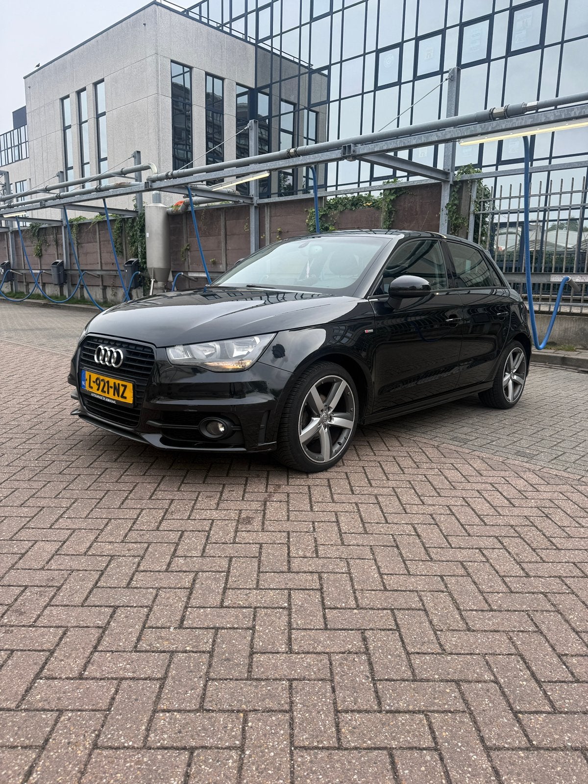 Audi A1 1.2 Tfsi 63KW SB 2013 Zwart S-Line, Auto's, Audi, Voorwielaandrijving, Stof, Zwart, 4 cilinders