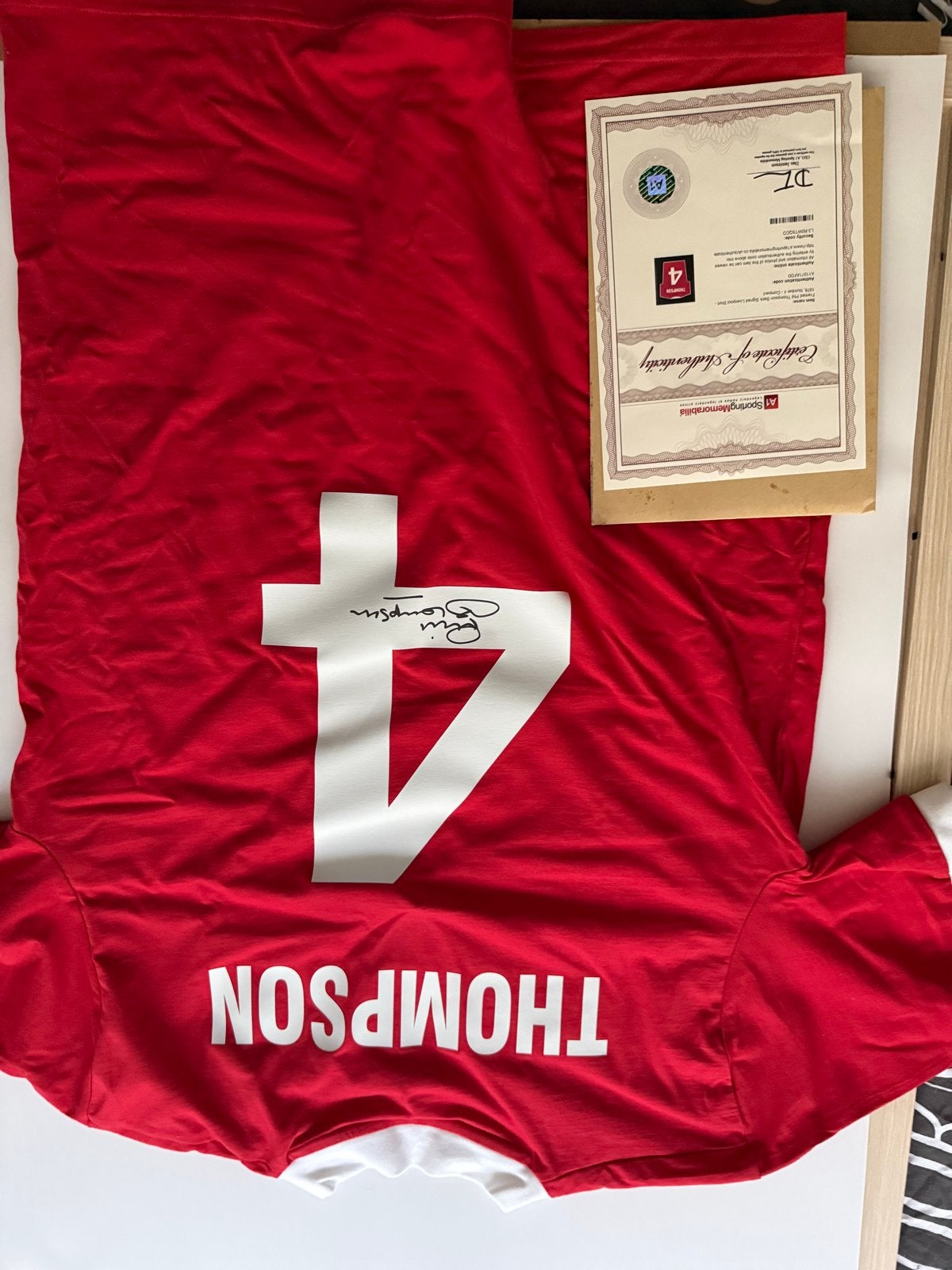 Gesigneerd Liverpool Shirt Phil Thompson 1979/80, Verzamelen, Ophalen of Verzenden, Gebruikt, Buitenlandse clubs, Shirt