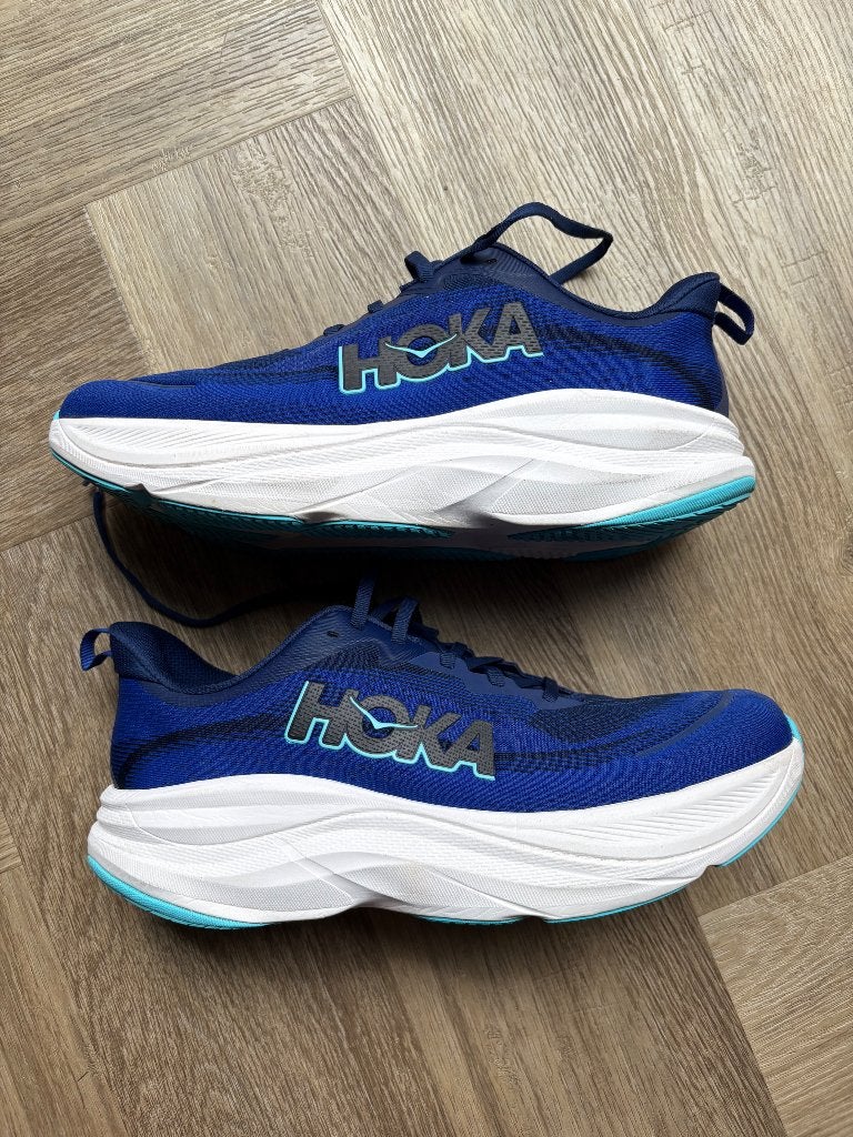 HOKA skyflow, Overige merken, Hardloopschoenen, Ophalen of Verzenden, Zo goed als nieuw