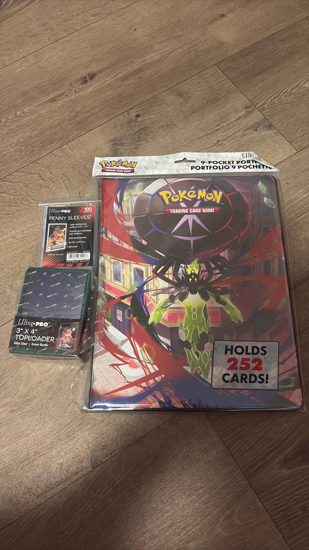 Pokemon Kaartenmap + Toploaders + Sleeves, Ophalen, Nieuw, Sleeves of Kaarthoesjes
