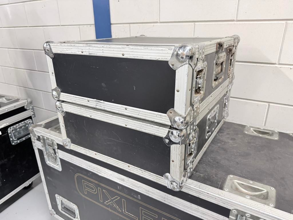 2x 4HE double door flightcase / versterker rack, Ophalen of Verzenden, Zo goed als nieuw, Overige instrumenten, Flightcase