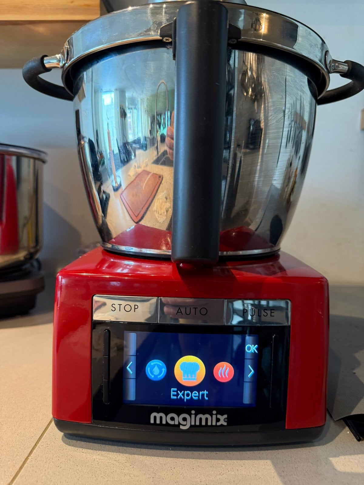 Magimix cookexpert kleur rood., 3 tot 4 liter, Ophalen, Zo goed als nieuw, 3 snelheden of meer