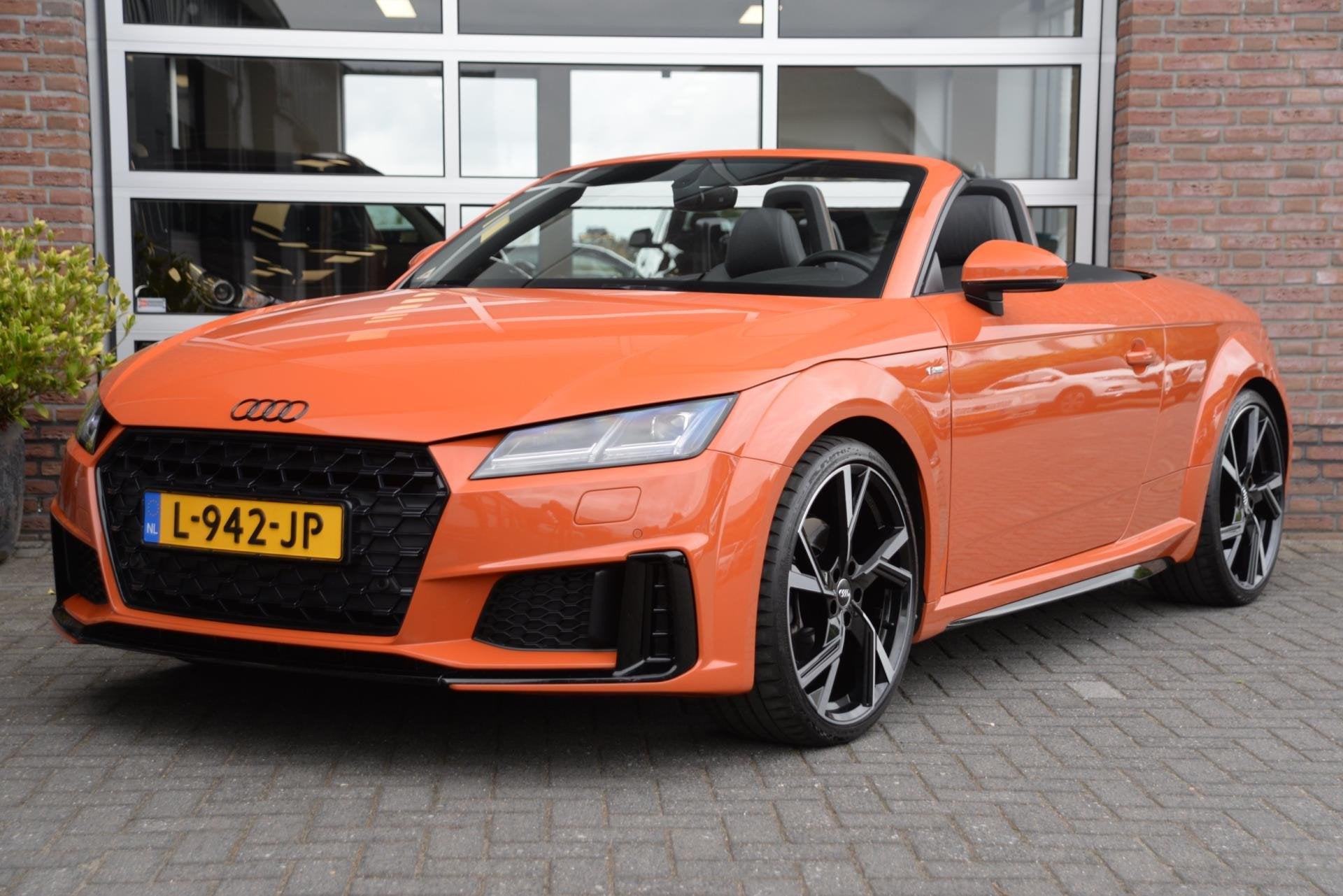 Audi TT Roadster 40 TFSI Pro Line S | Virtual Cockpit | 20 I, Gebruikt, Euro 6, Leder en Stof, 2 stoelen