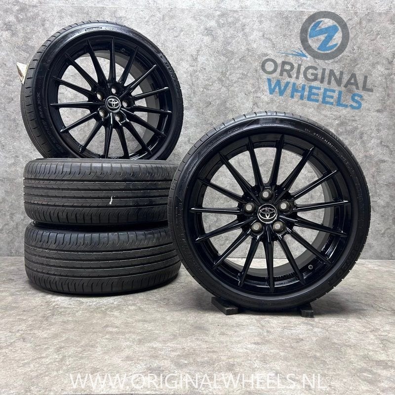 18 inch originele velgen + zomerbanden Toyota Corolla GR, Auto-onderdelen, 18 inch, Gebruikt, -, -
