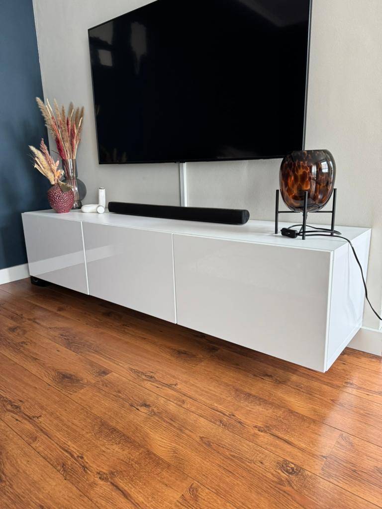 Tv meubel Ikea - 180 cm breed, Ophalen, 150 tot 200 cm, Zo goed als nieuw, Minder dan 100 cm