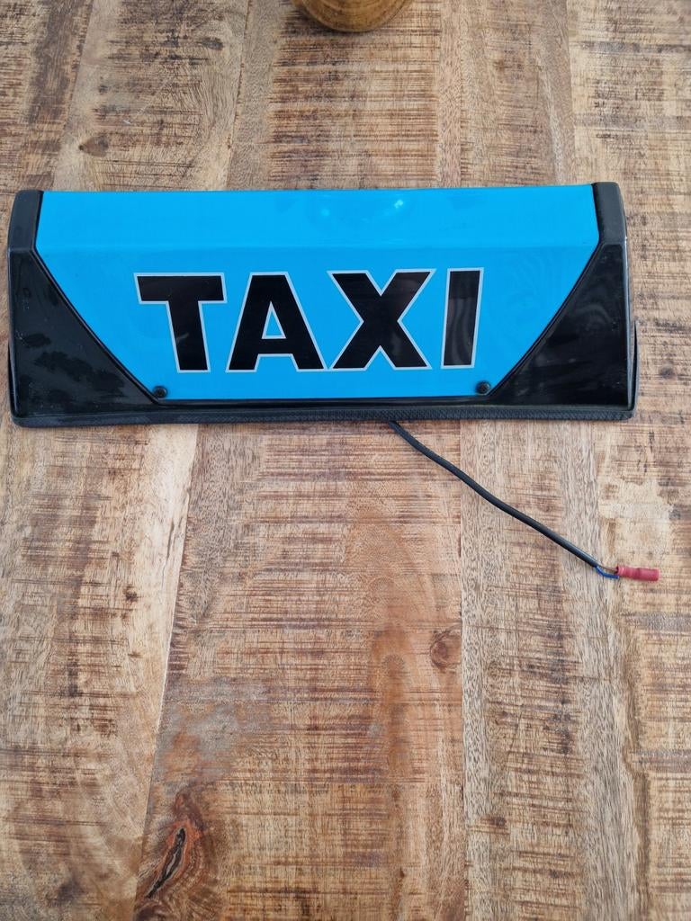 Taxibord daklicht led nette staat   2 xbeschikbaaro, Auto diversen, Auto-accessoires, Ophalen of Verzenden, Gebruikt