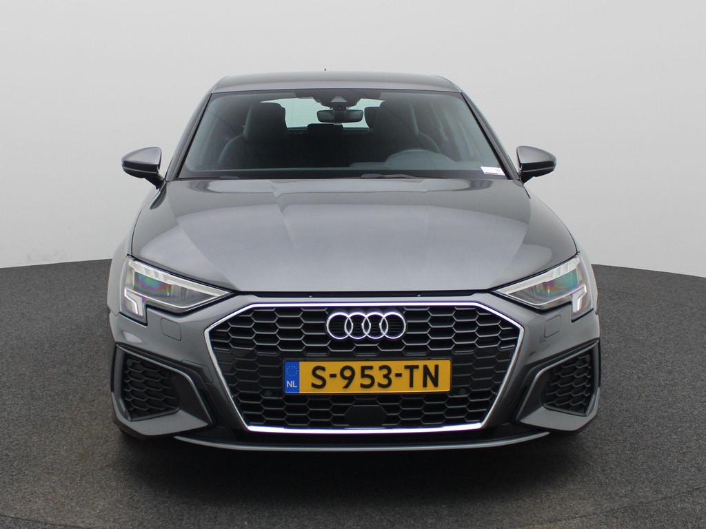 Audi A3 Sportback 30 TFSI S edition | Automaat | Cruise Cont, Auto's, 12 maanden, Gebruikt, Leder en Stof, Bedrijf
