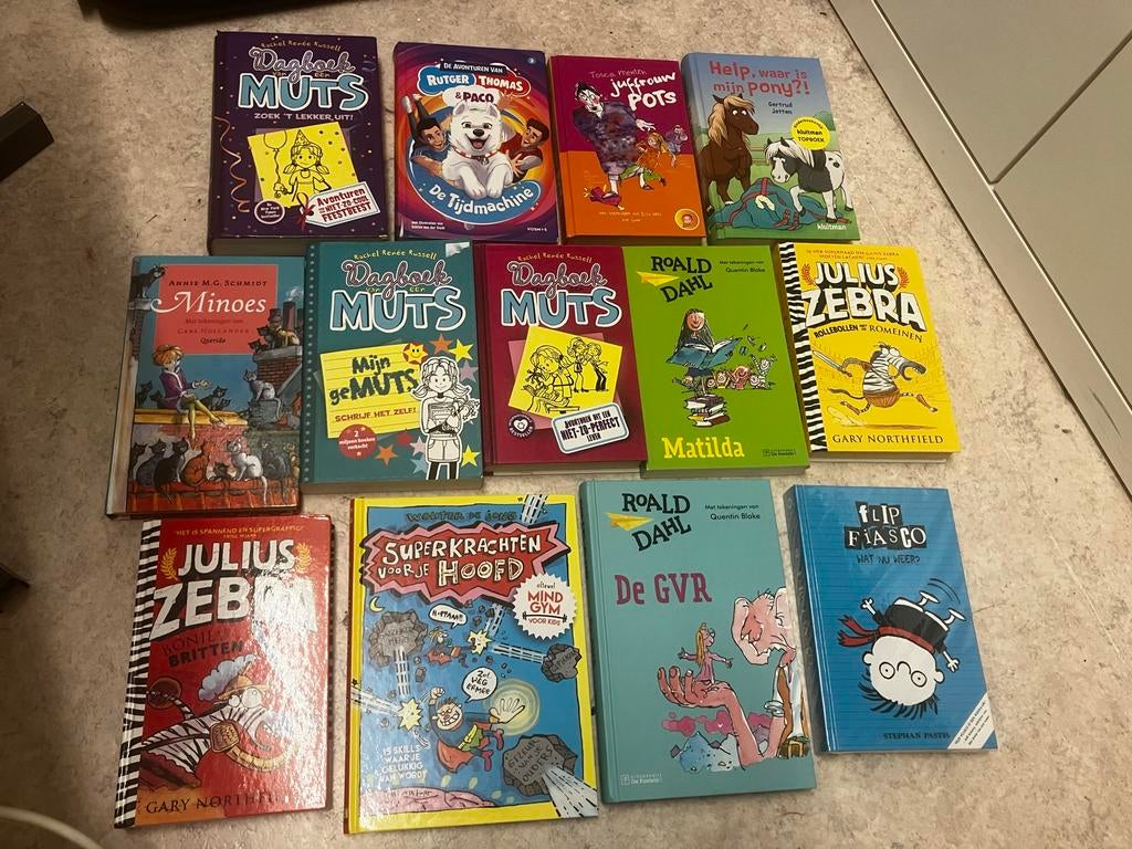 Grote collectie kinderboeken: Dagboek van een Muts, Roald Da, Ophalen of Verzenden, Gelezen, Fictie