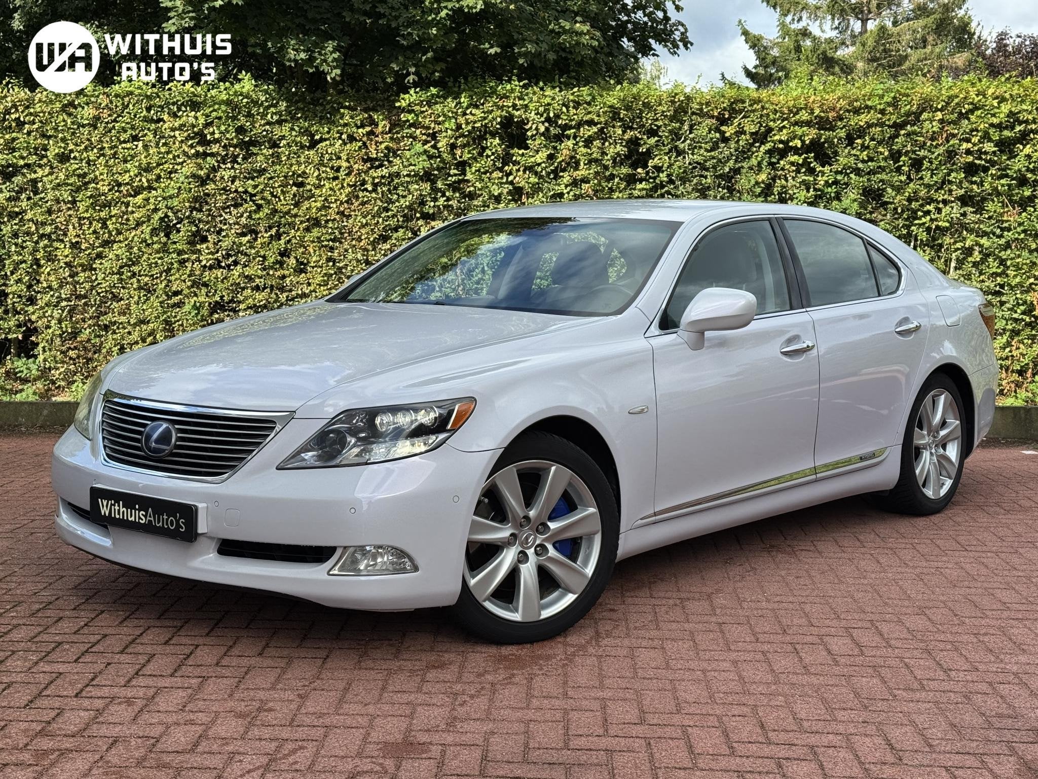Lexus LS 600h V8 NIEUWE HYBRIDE ACCU twv 4.200 EURO, Auto's, Automaat, 8 cilinders, 2245 kg, Wit