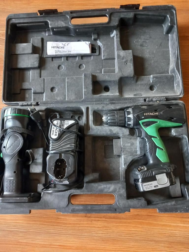 Hitachi schroefboormachine ds14dc2, Doe-het-zelf en Verbouw, Gereedschap | Boormachines, Ophalen of Verzenden, Gebruikt, Boor- en Schroefmachine
