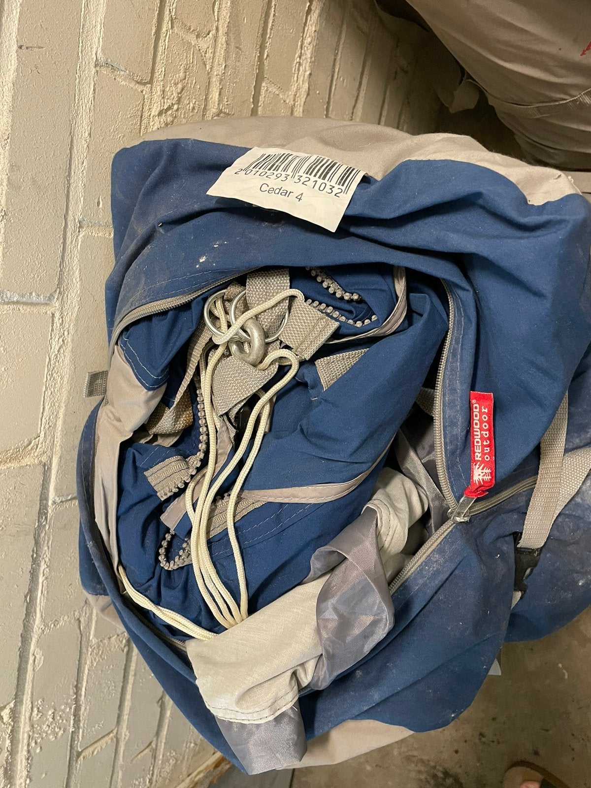 Redwood outdoor 4 cader tent, Ophalen, Zo goed als nieuw