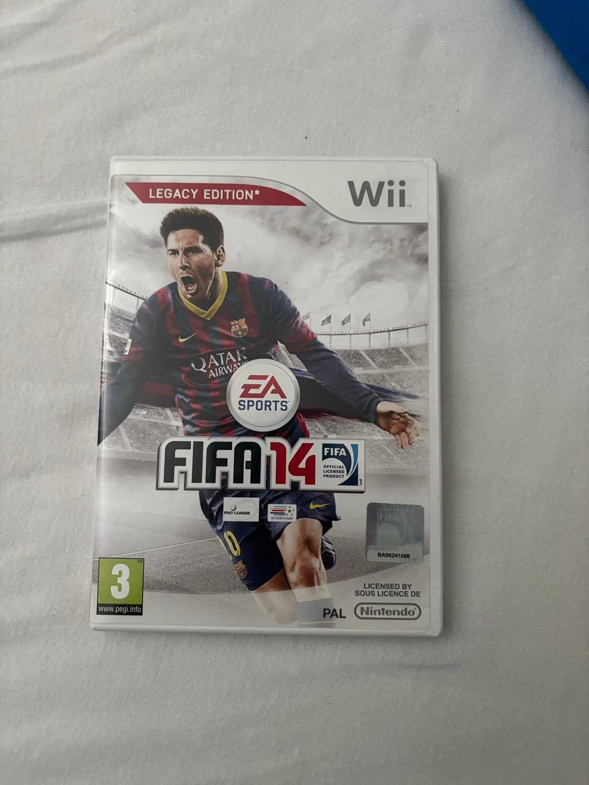 Wii Console Bundel met FIFA 14, Wii Play en Accessoires, Spelcomputers en Games, Gebruikt, Eén computer, Ophalen of Verzenden
