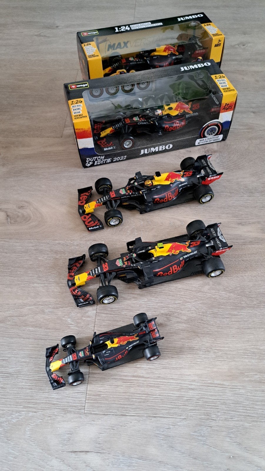 Max Verstappen F1 Collectie: auto's, boek en pet, Ophalen of Verzenden, Zo goed als nieuw