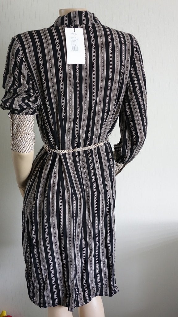 nieuwe ISAY bloesjurk zwart beige, Maat 38/40 (M), ISAY, Nieuw, Knielengte