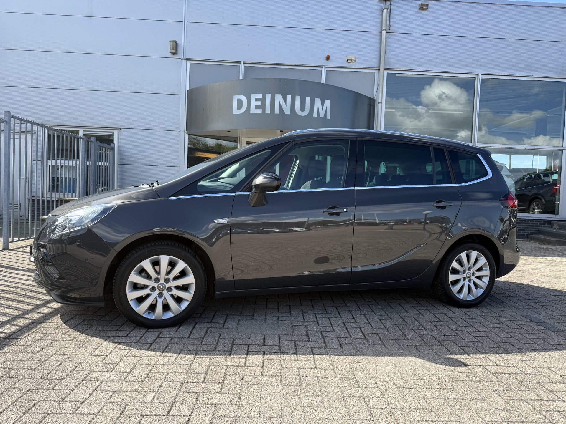Opel Zafira Tourer 1.4 Innovation 7-persoons Automaat..! Nav, Auto's, Parkeersensor, 15 km/l, Gebruikt, 4 cilinders