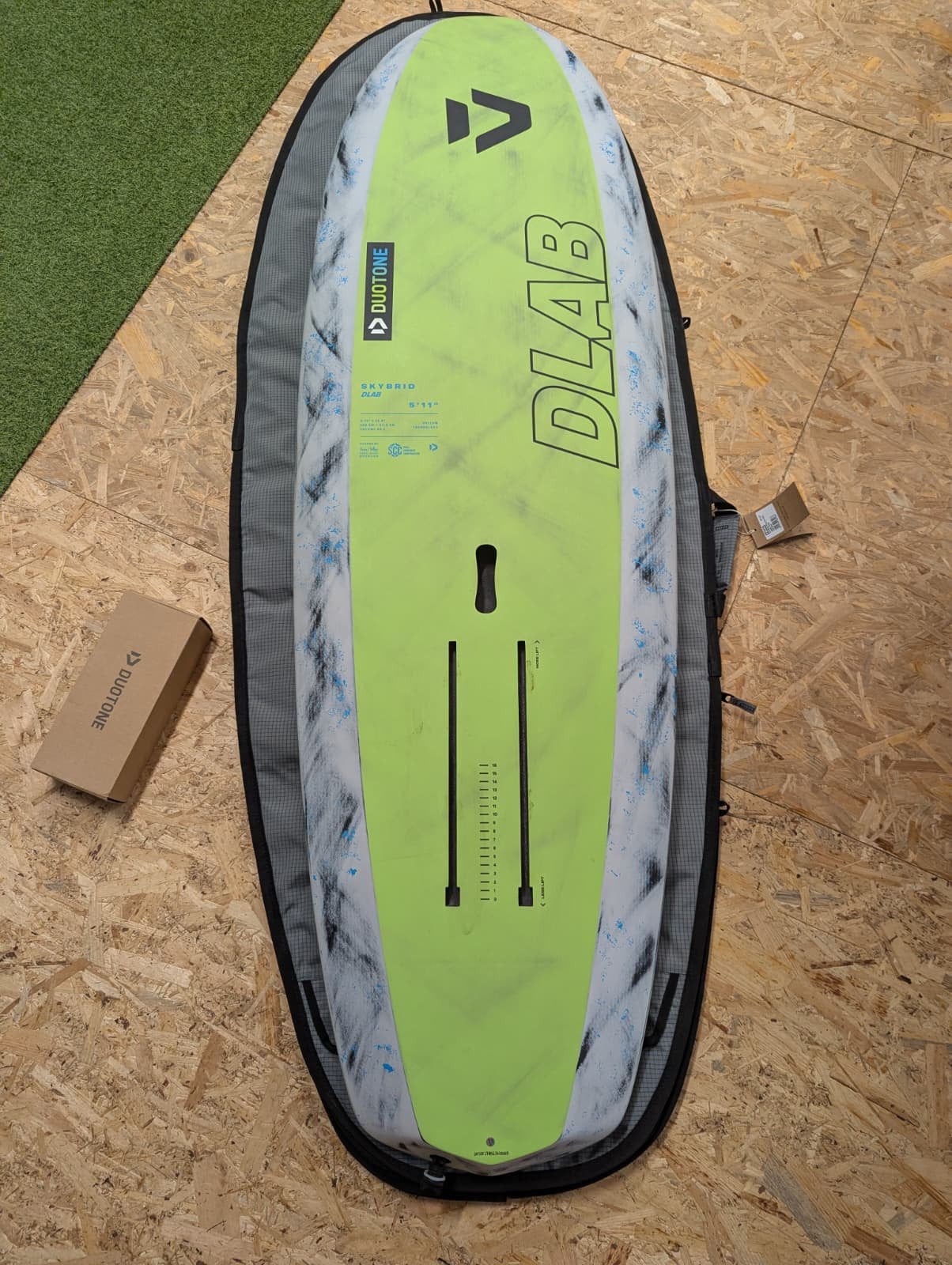 Duotone Skybrid Dlab 5’11” 90 liter model 2027, Duotone, Ophalen of Verzenden, Duotone, Wingsurf-board