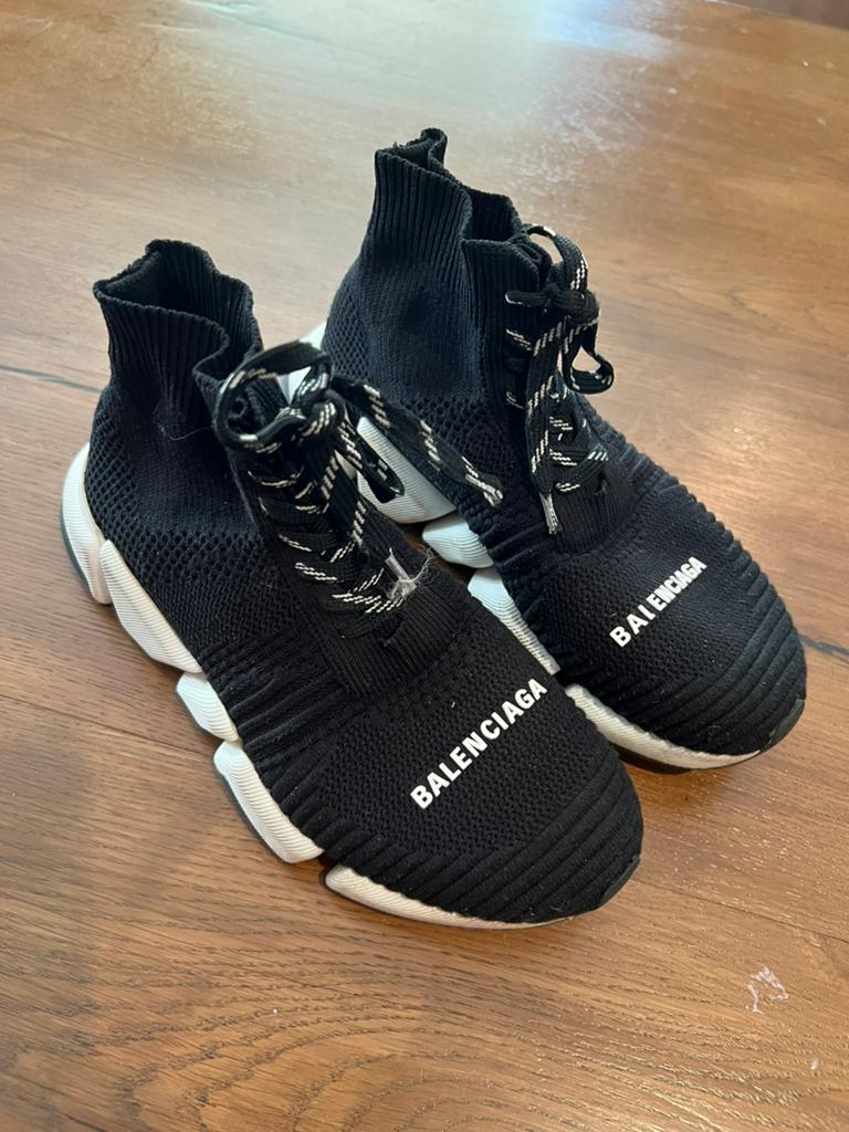 BALENCIAGA sneakers maat 35 origineel ZGAN, Meisje, Schoenen, Balenciaga, Ophalen of Verzenden