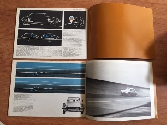 Citroen DS vering fraaie originele brochure/auto folder '65, Ophalen of Verzenden, Zo goed als nieuw, Renault