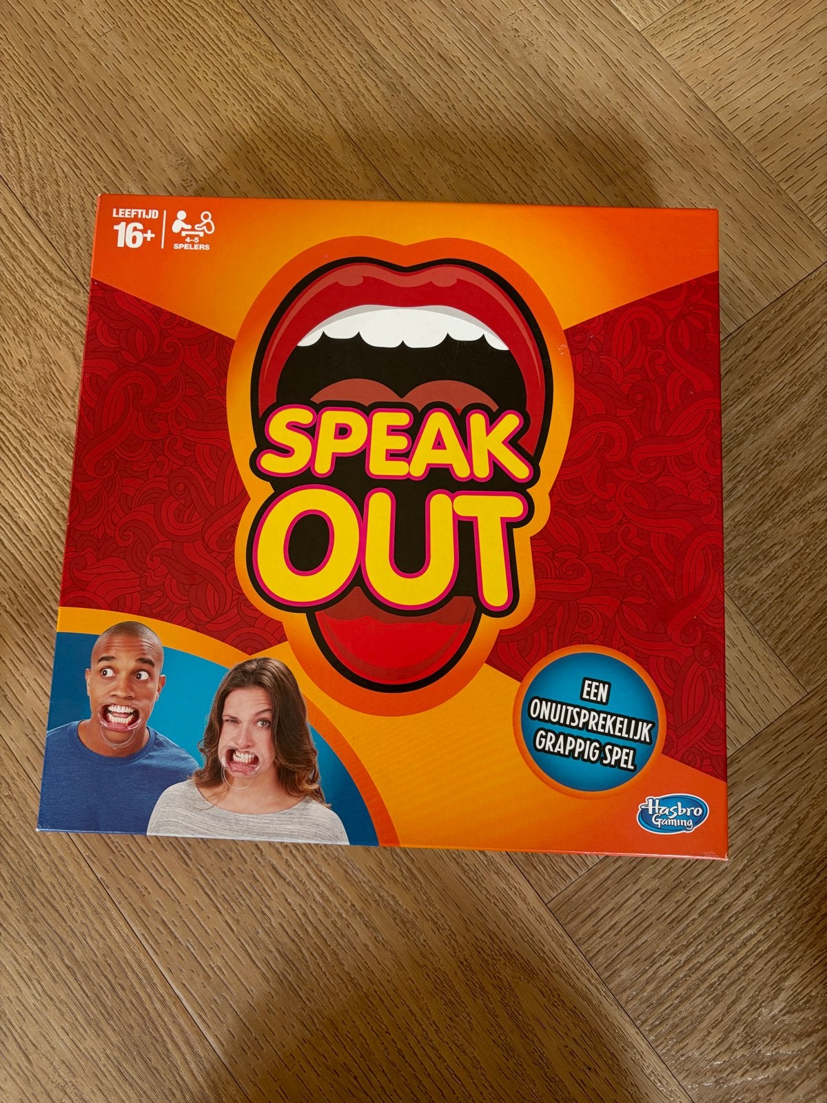 Speak Out - Hilarisch gezelschapsspel van Hasbro, Drie of vier spelers, Ophalen of Verzenden, Zo goed als nieuw