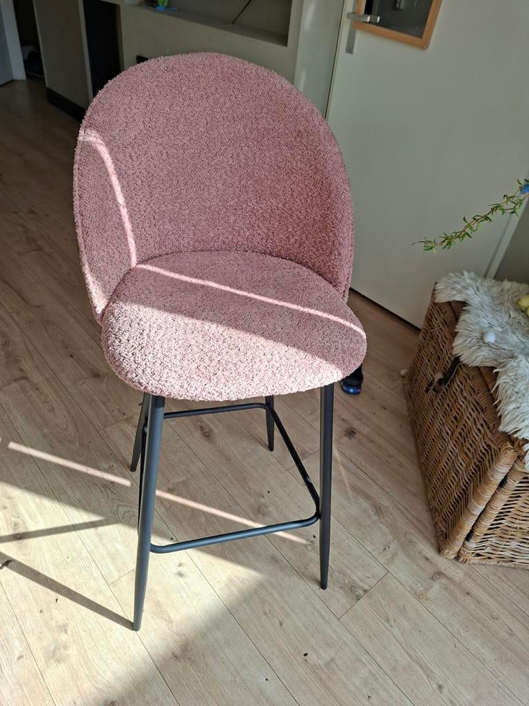 4 barstoelen teddy stof, waarvan 2 nieuw in doos, Huis en Inrichting, Barkrukken, 4 krukken, Ophalen, Zo goed als nieuw, 60 tot 90 cm