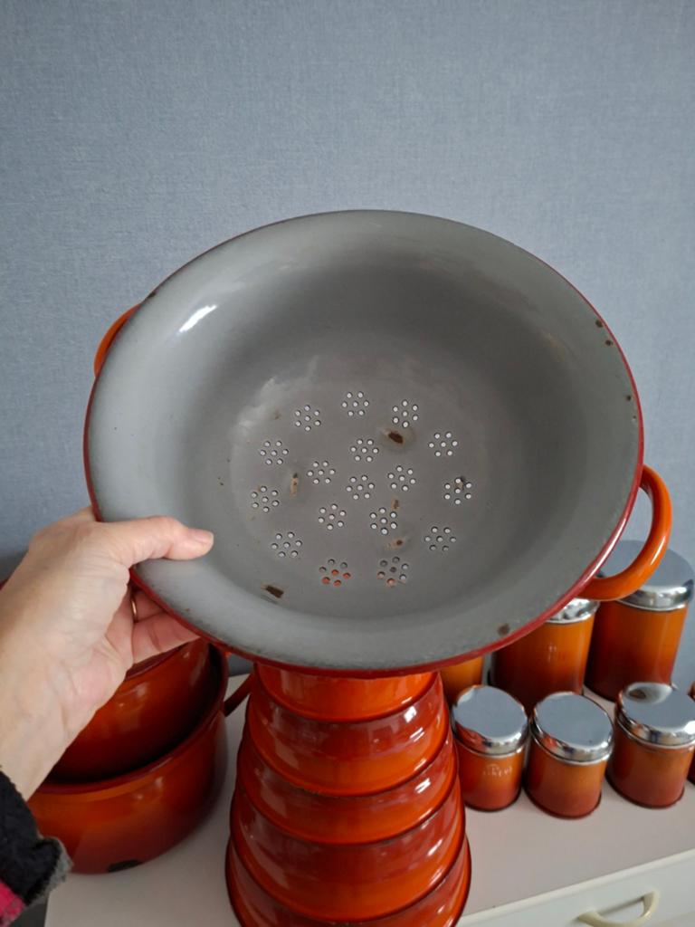Vintage emaille vergiet en voorraadpotten set, Antiek en Kunst, Antiek | Emaille, Ophalen of Verzenden