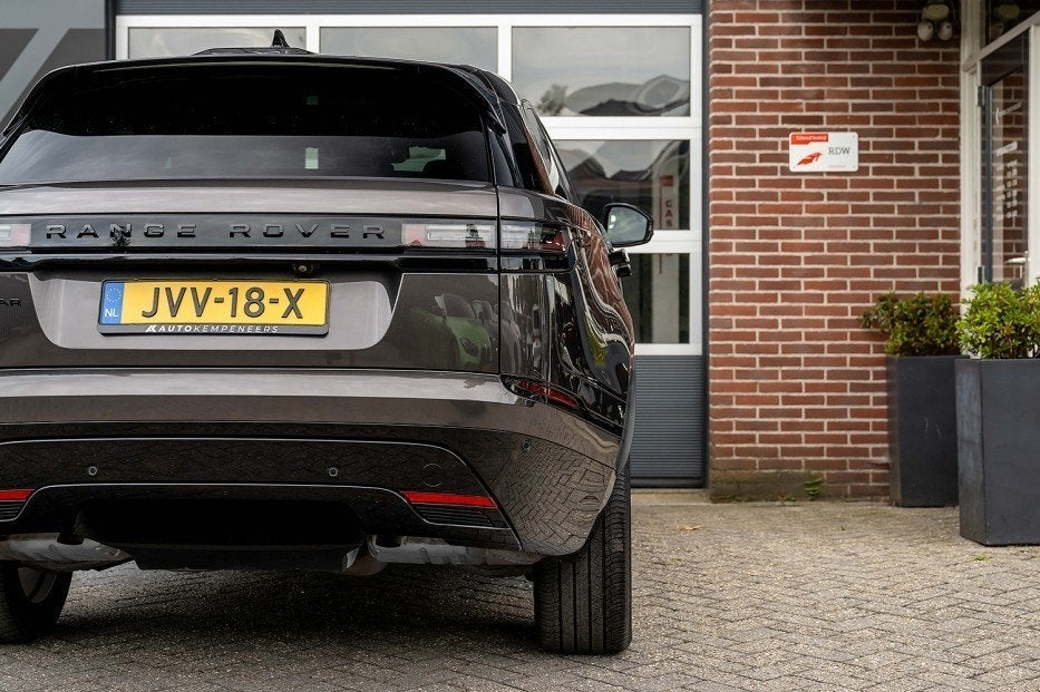 Land Rover Range Rover Velar 2.0 P400e R-Dynamic SE | Panora, 404 pk, Gebruikt, Zwart, 4 cilinders