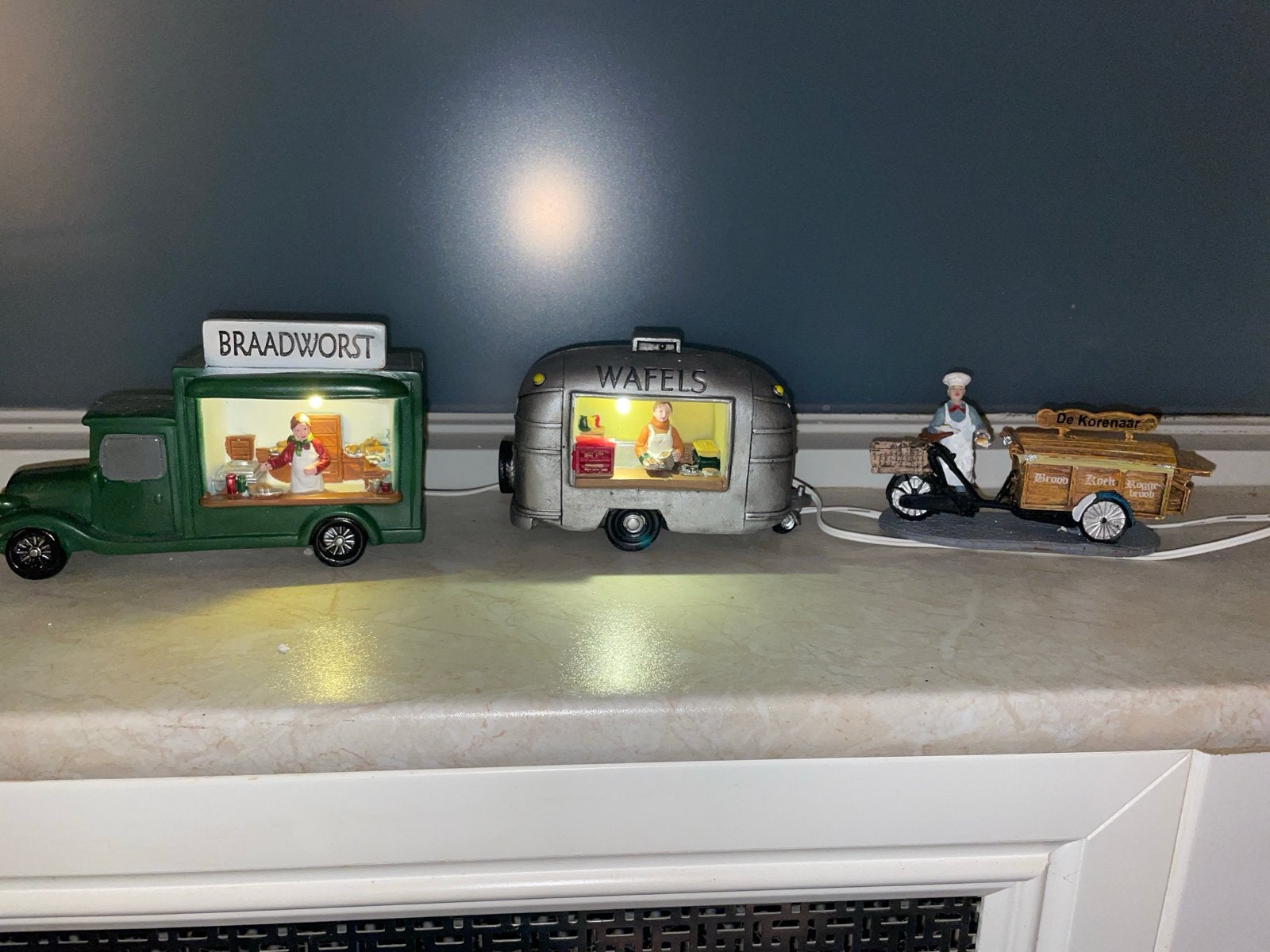 Miniatuur kerst kraampjes, Ophalen, Zo goed als nieuw