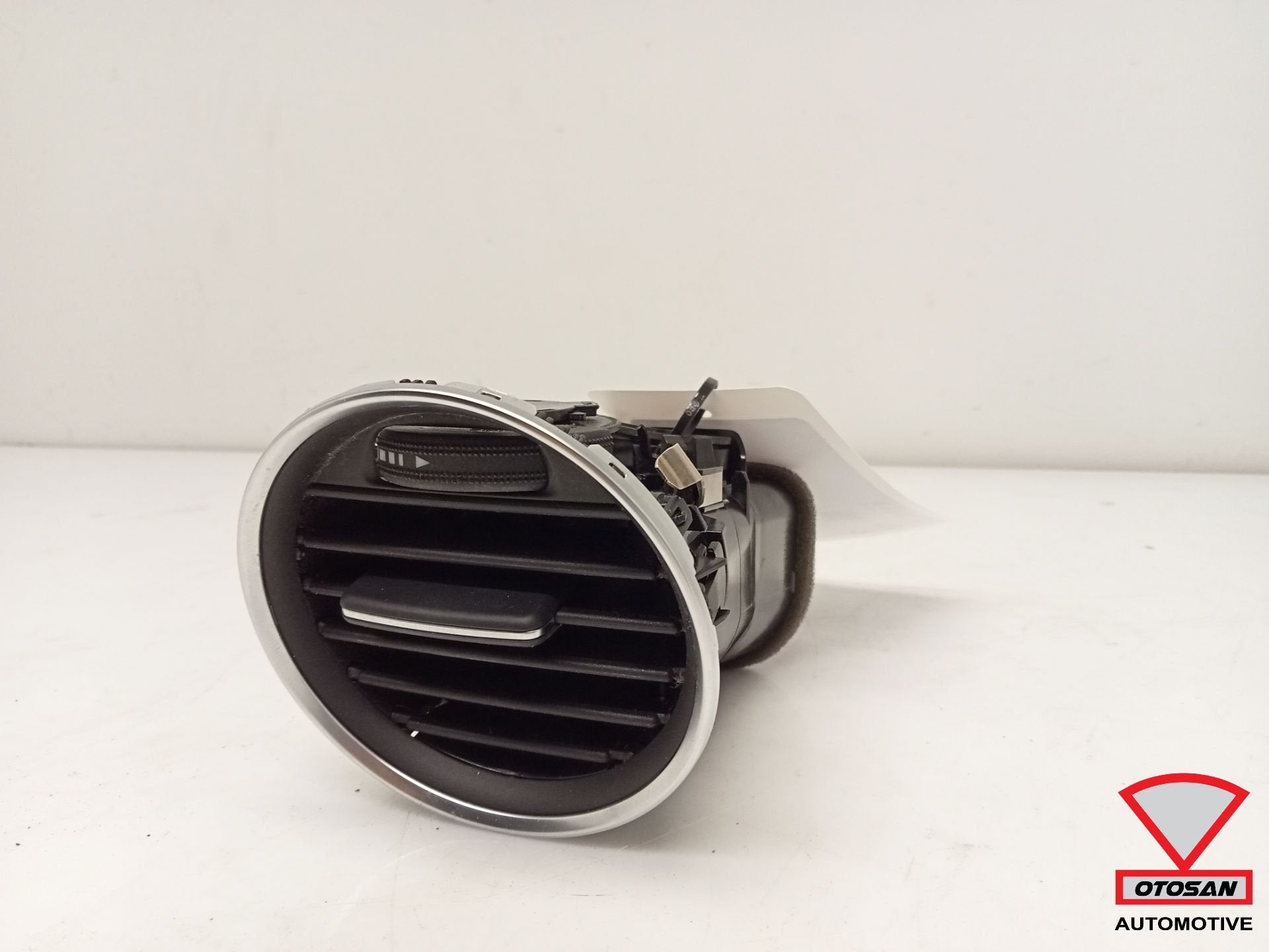 Mercedes C Klasse W204 Luchtrooster Voor Rechts A2048306254, Gebruikt, Mercedes-Benz AG, Mercedes-Benz, Ophalen of Verzenden