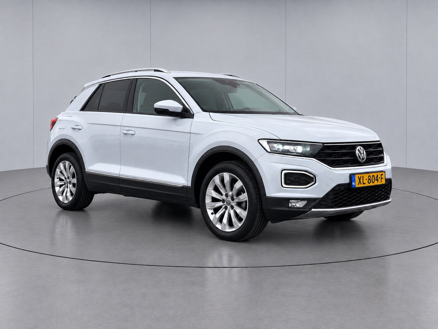 Volkswagen T-Roc 1.5 TSI Sport/Navi/camera/automaat, Auto's, Stof, 4 cilinders, 150 pk, Wit