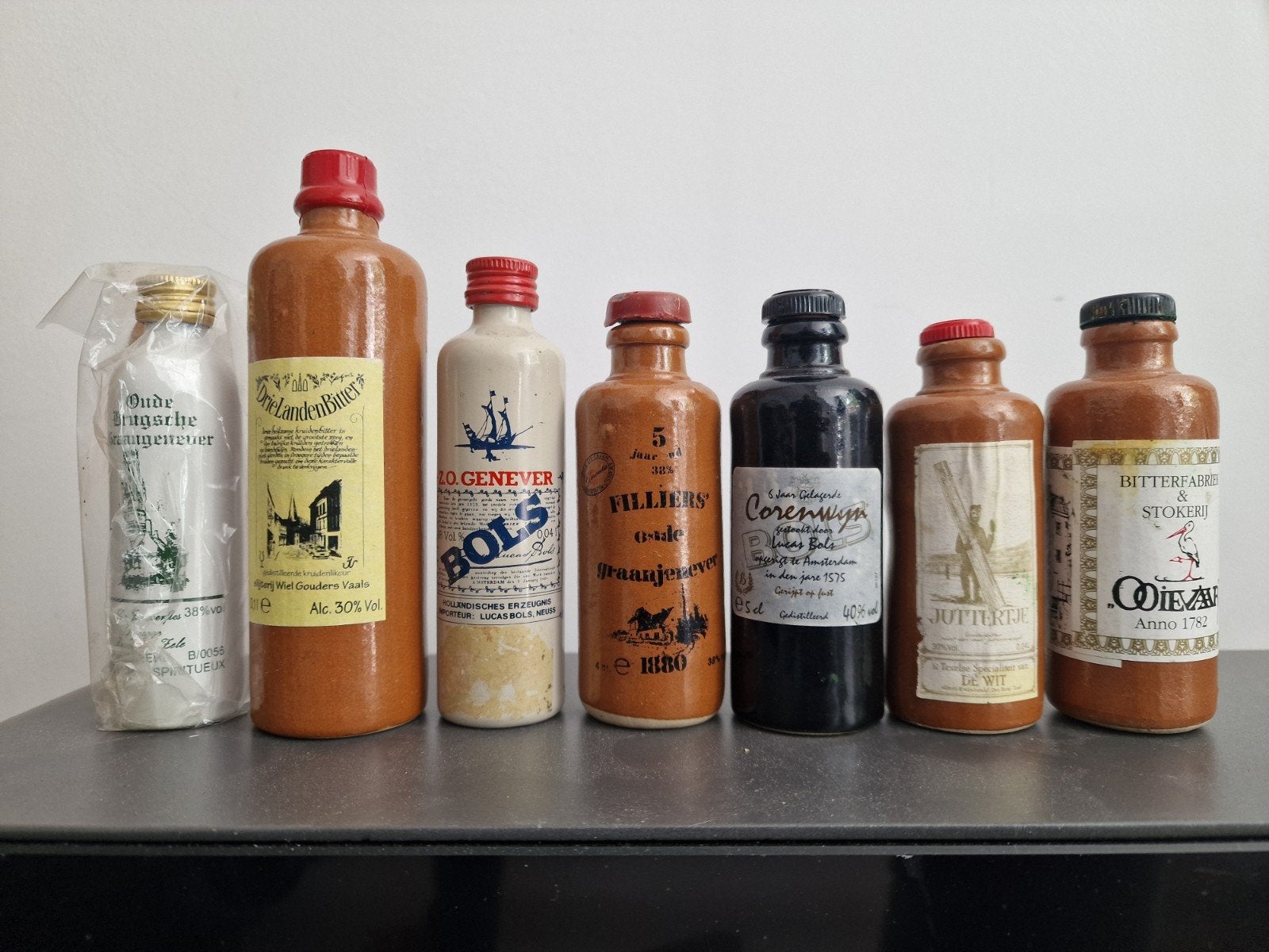 Bols jenever miniatuur flesjes, Ophalen of Verzenden