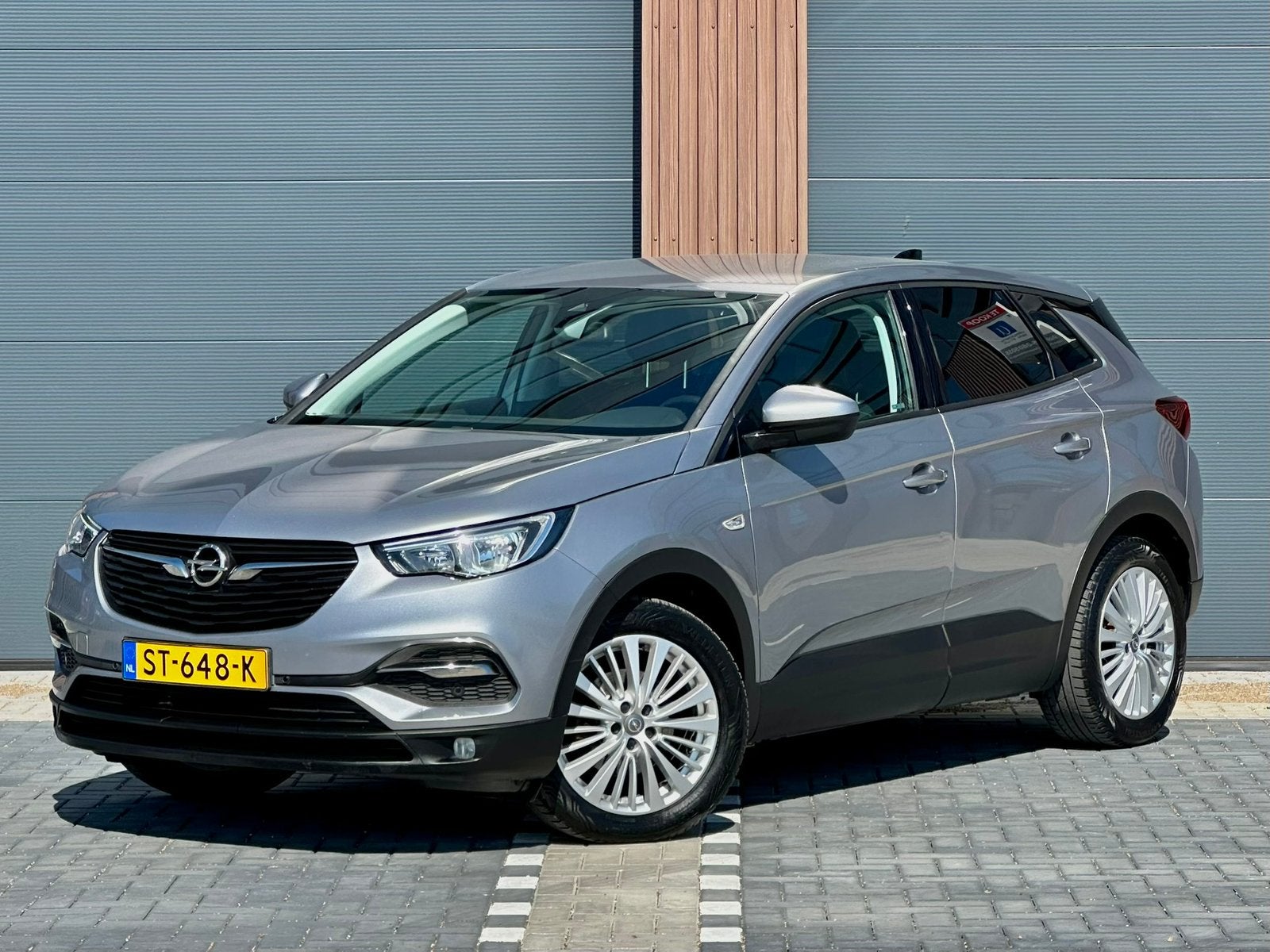 Opel Grandland X 1.2 Turbo Dealeronderhouden|Apple Carplay, Auto's, Voorwielaandrijving, Dealer onderhouden, 1199 cc, Leder en Stof