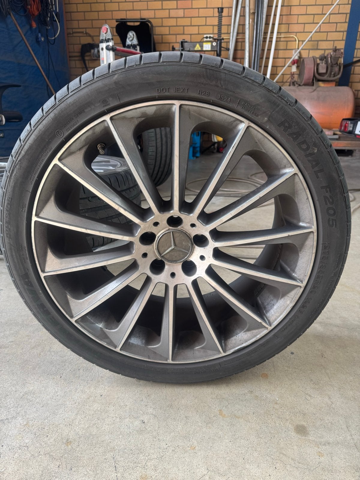 Mercedes-Benz 20 inch velgen met Minerva zomerbanden, Auto-onderdelen, Ophalen, Gebruikt, 275 mm, Banden en Velgen